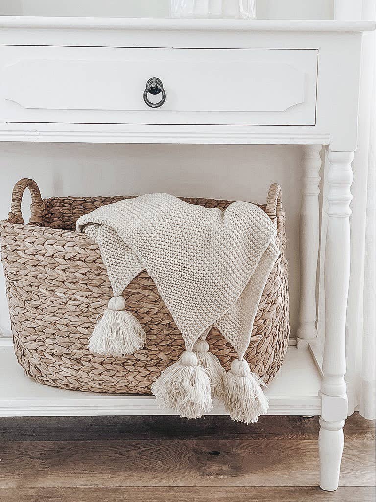 Knit Throw Blanket With Tassels: Cream