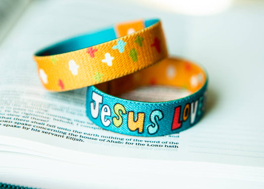 Jesus Loves Me KID'S SIZE Stretchy Bracelet